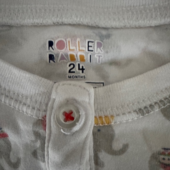 EUC Roller Rabbit Elephant Pajamas - Picture 2 of 4